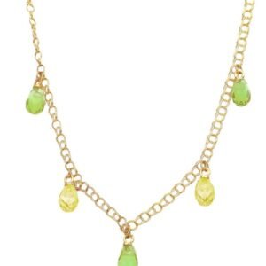 Marca de joyería con diseño artesanal y estilo contemporáneo